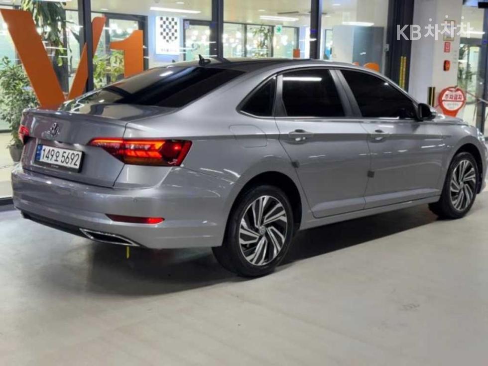 Volkswagen Prestige — фото 4