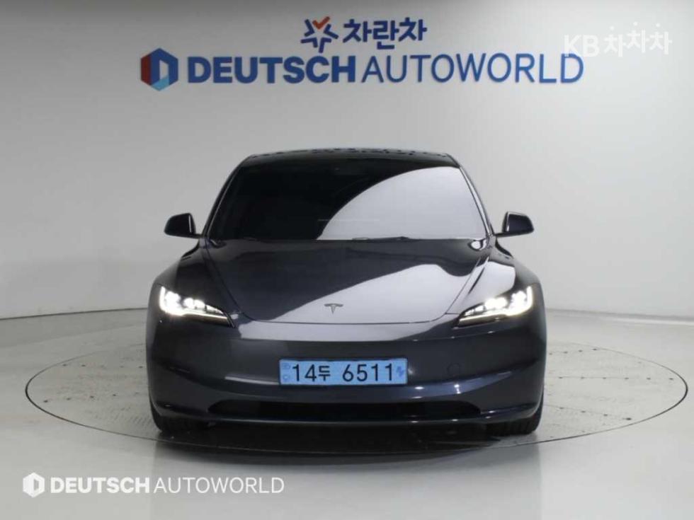 Tesla Model 3 — фото 3