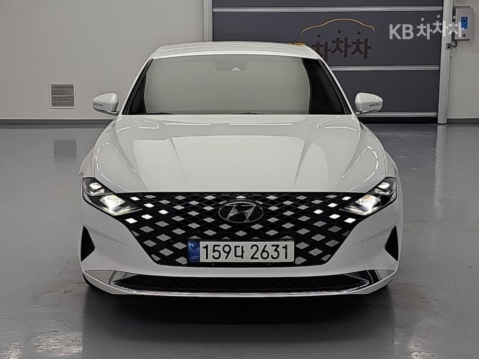 Hyundai Grandeur Premium Choice — фото 2