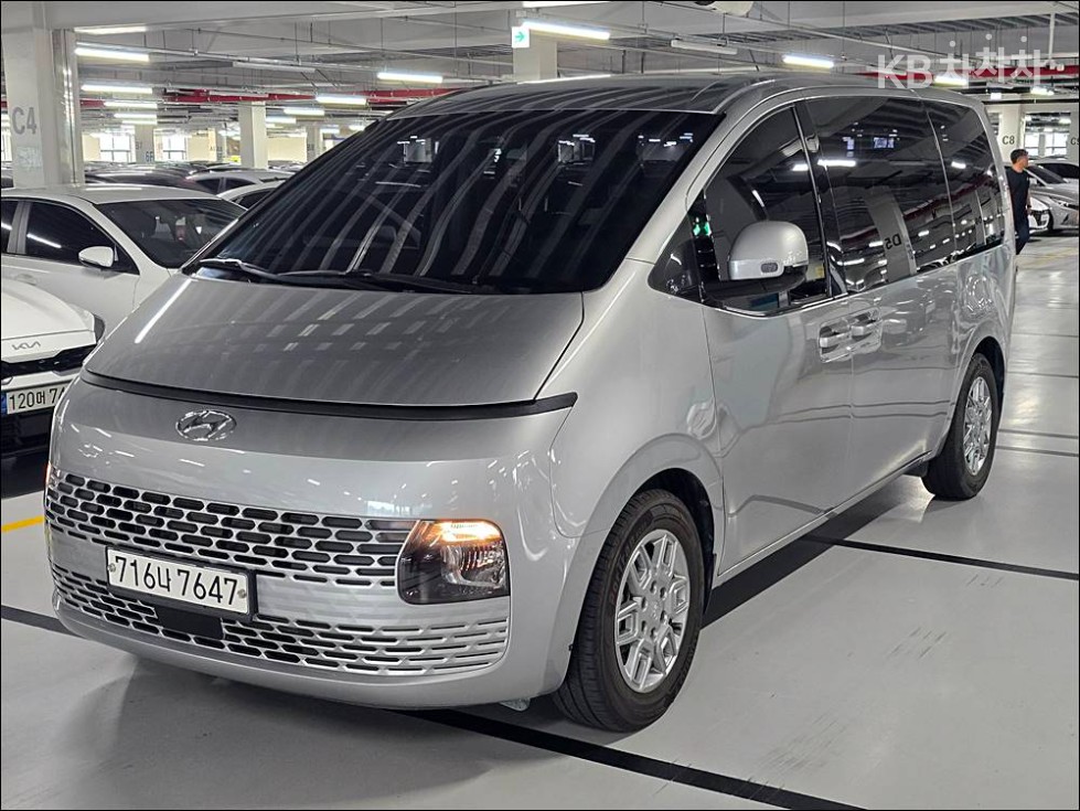Hyundai Staria — miniaturë 2