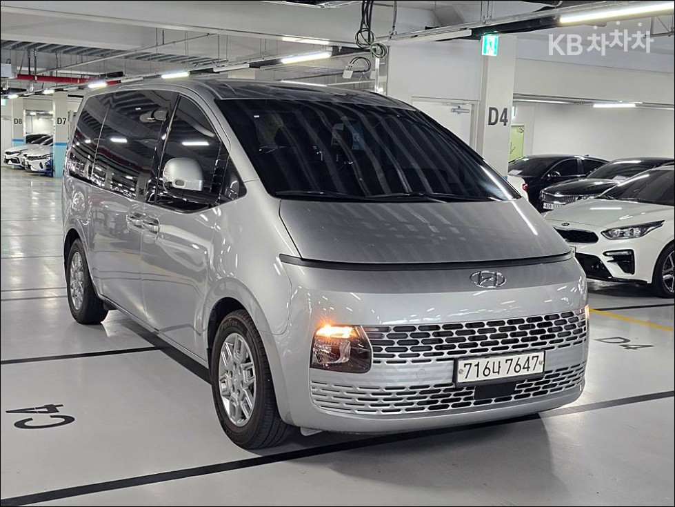 Hyundai Staria — miniaturë 3