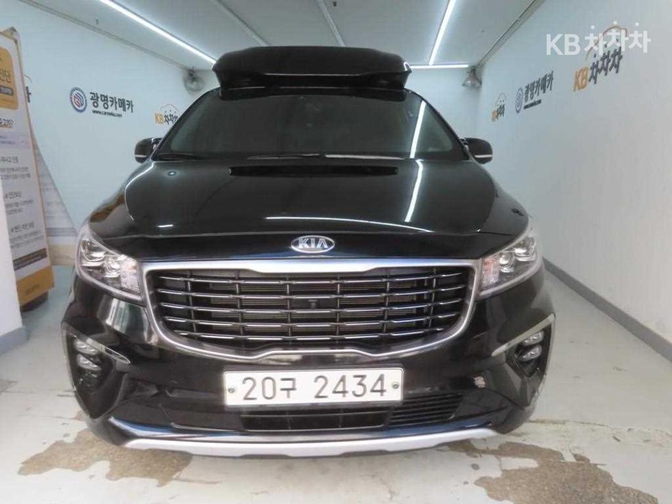 Kia Carnival Noblesse Special — фото 1