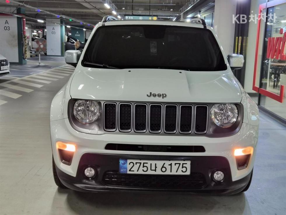 Jeep Renegade — фото 2