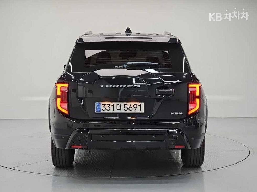 KG Mobility Torres Limited Black Edition — фото 3