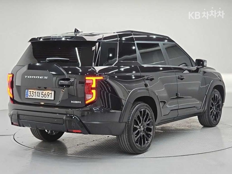 KG Mobility Torres Limited Black Edition — фото 4