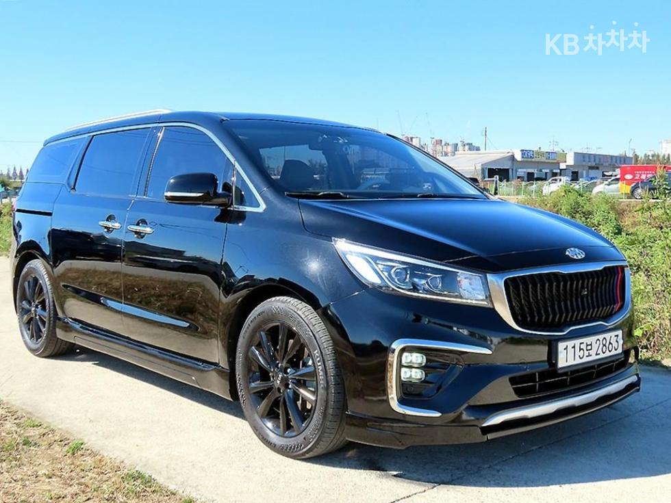 Kia Carnival PRESTIGE — фото 2