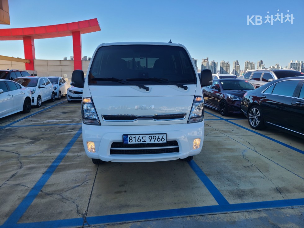 Kia GLS — фото 1
