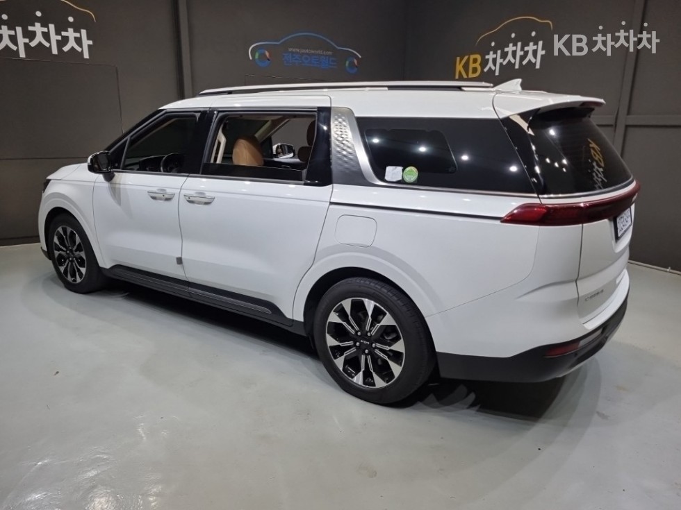 Kia Carnival NOBLESSE — фото 4