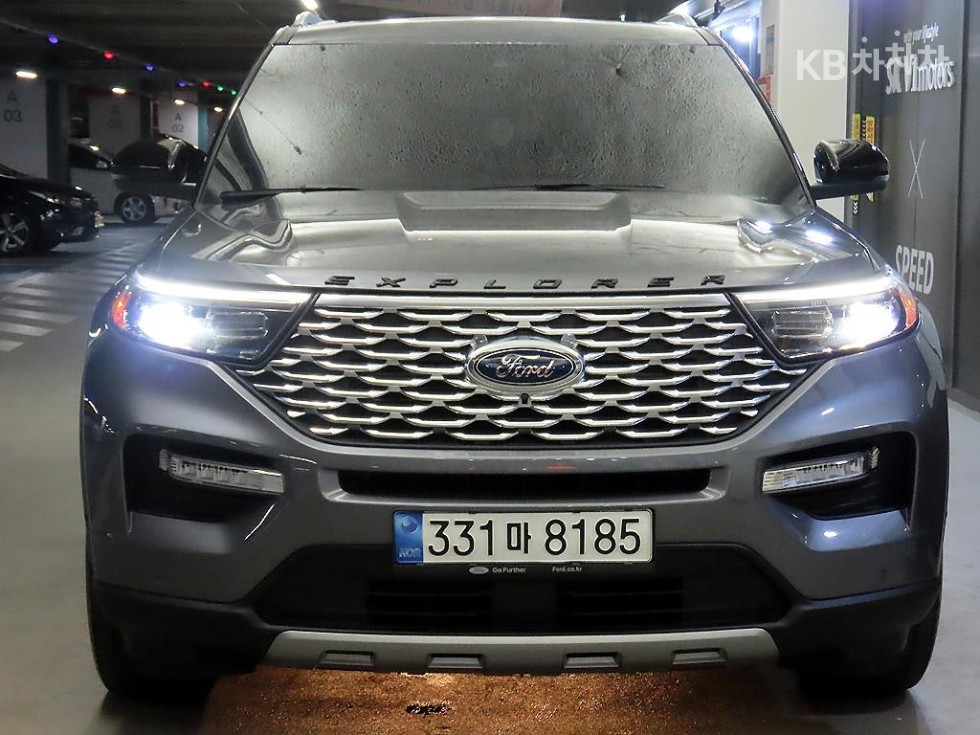 Ford Explorer Platinum — фото 2