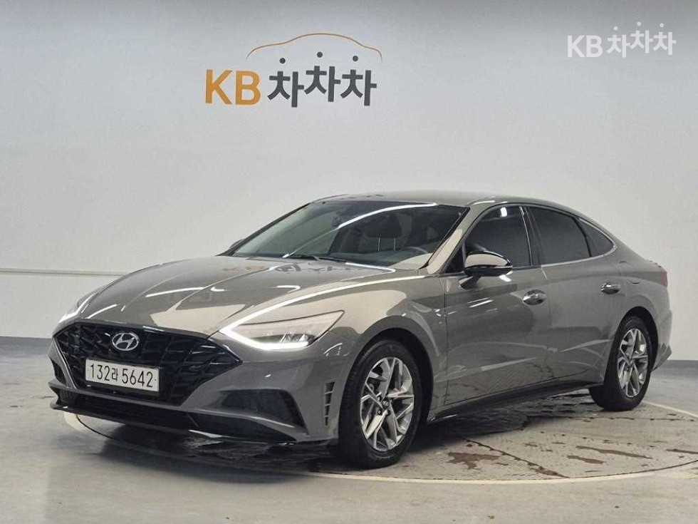 Hyundai Sonata Premium — фото 1