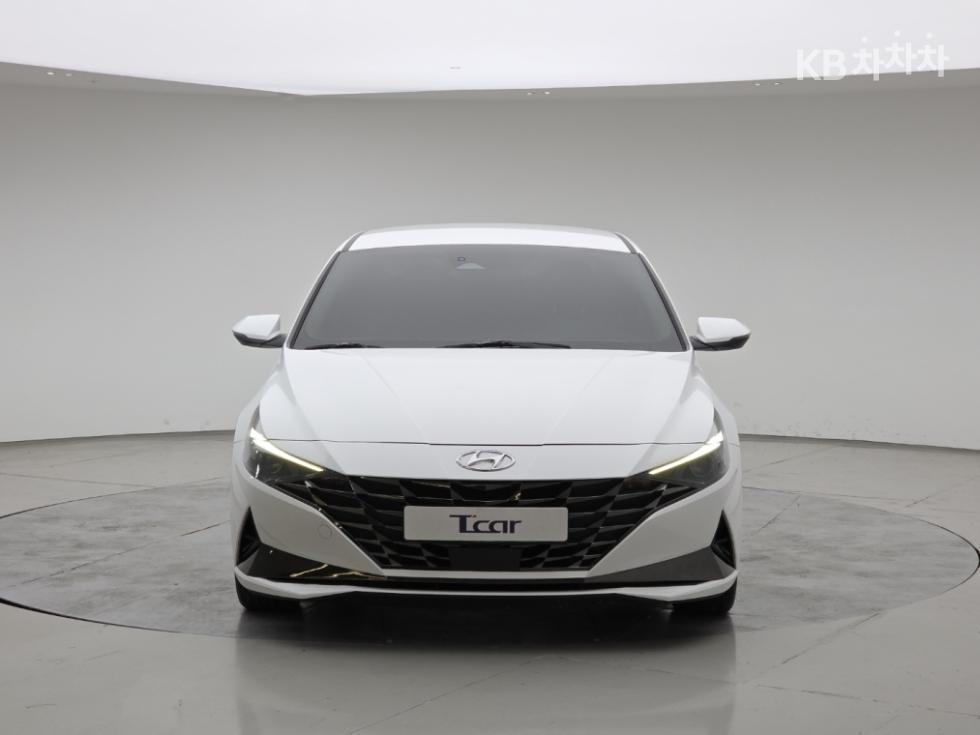 Hyundai Avante — фото 2