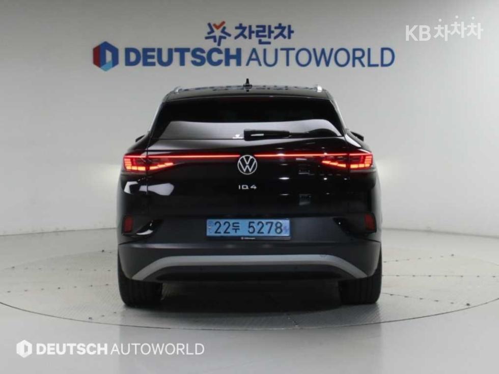 Volkswagen ID.4 BASE MODEL — фото 4