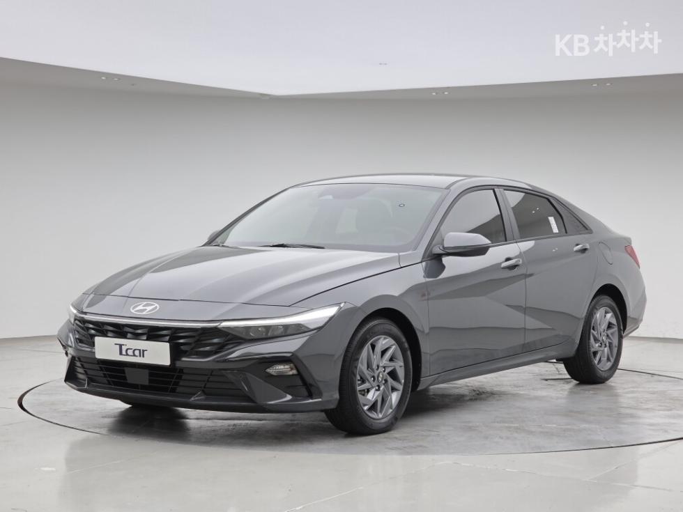Hyundai Avante Smart — фото 1