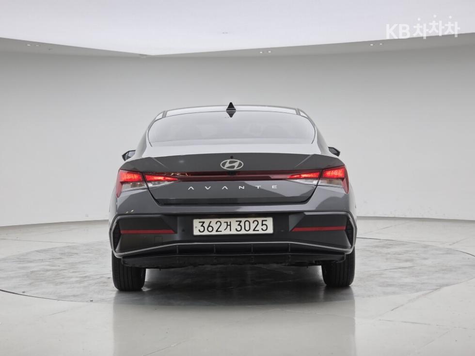 Hyundai Avante Smart — фото 4