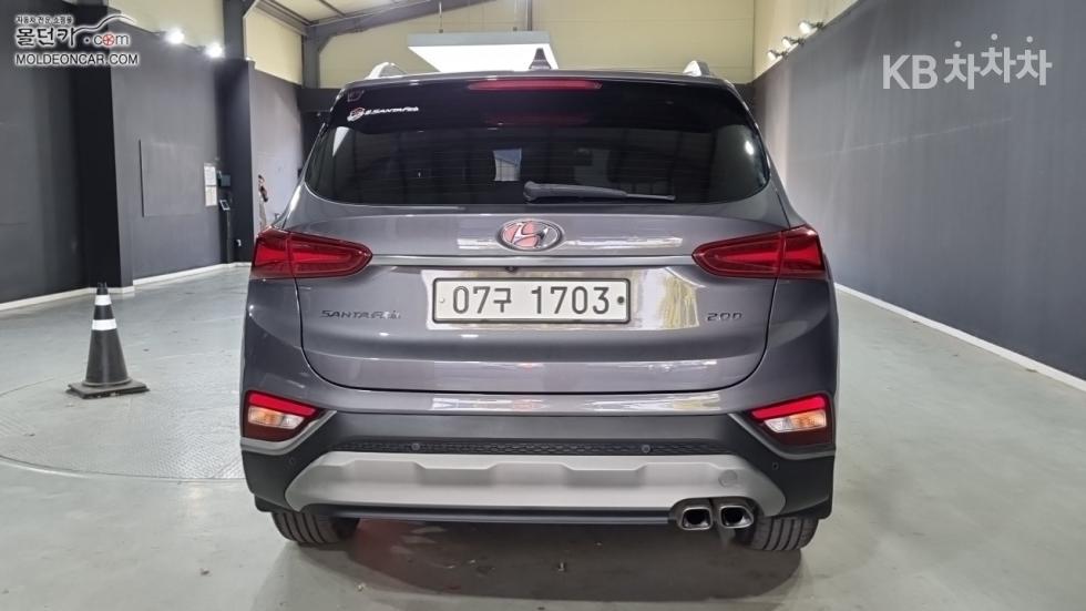 Hyundai Santa Fe Exclusive Special — фото 4