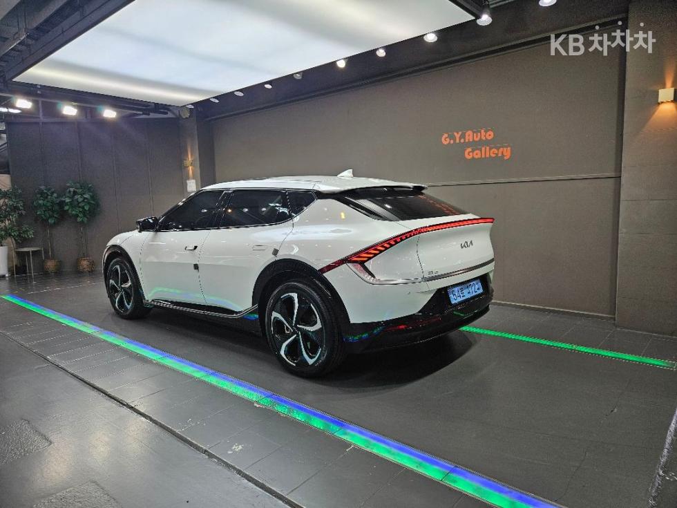 Kia EV6 — фото 4