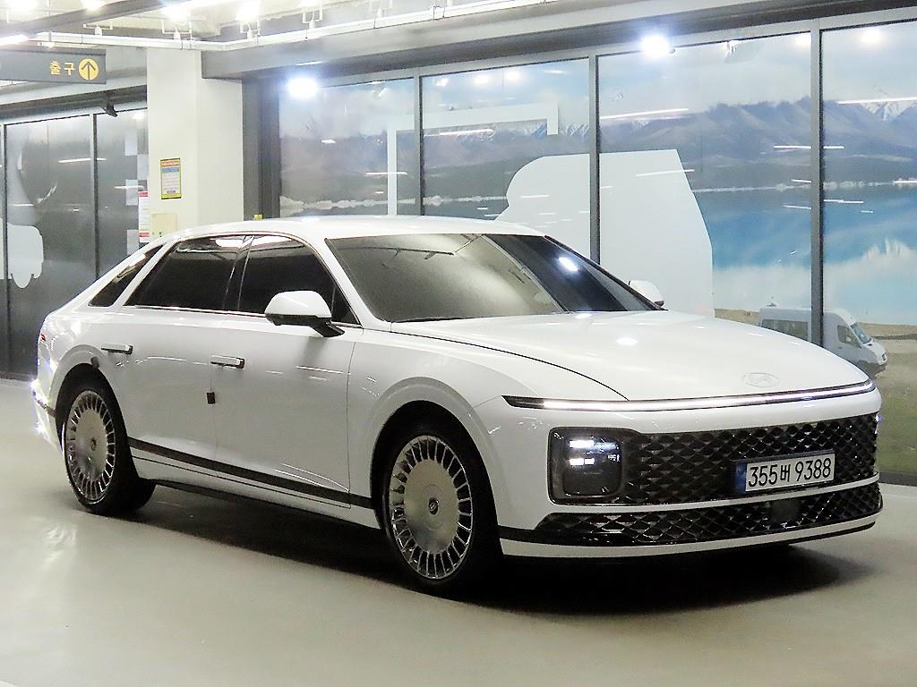 Hyundai Grandeur CALLIGRAPHY — фото 2