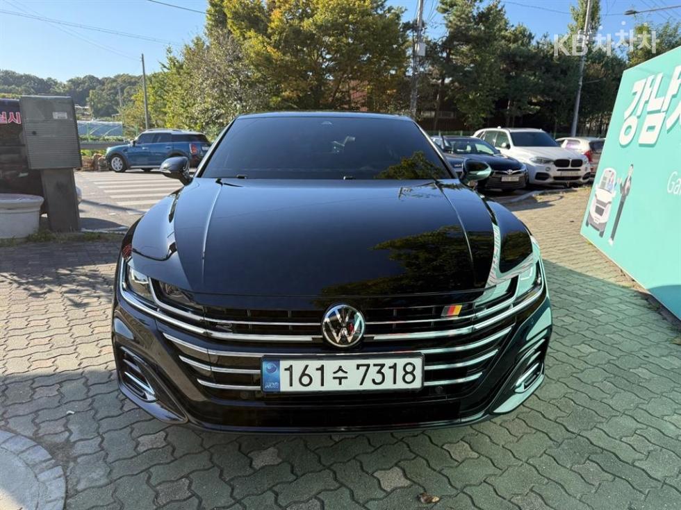 Volkswagen Arteon R-Line — фото 1