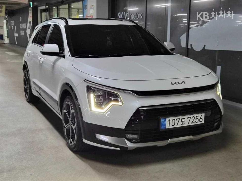Kia SIGNATURE — фото 1