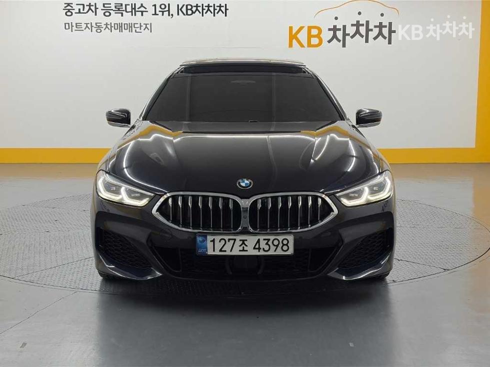 BMW 8 Series M Sport Package — фото 2