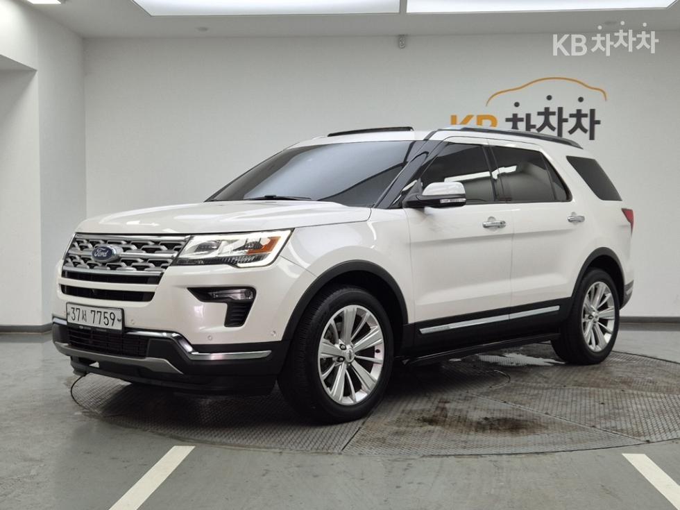 Ford Explorer Limited — фото 1