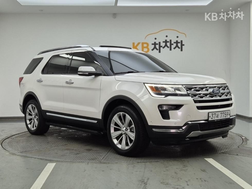 Ford Explorer Limited — фото 2