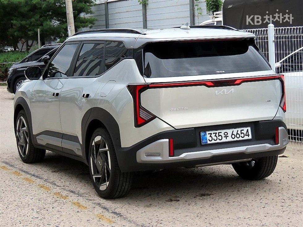 Kia Seltos PRESTIGE — фото 3