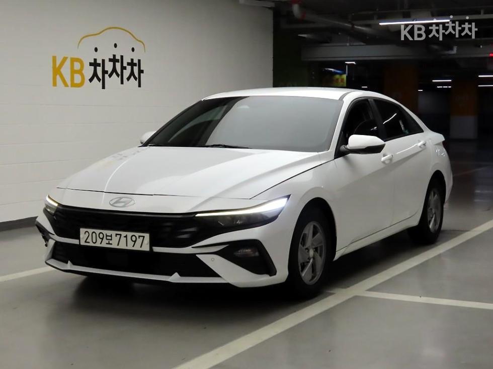 Hyundai Avante Smart — фото 1