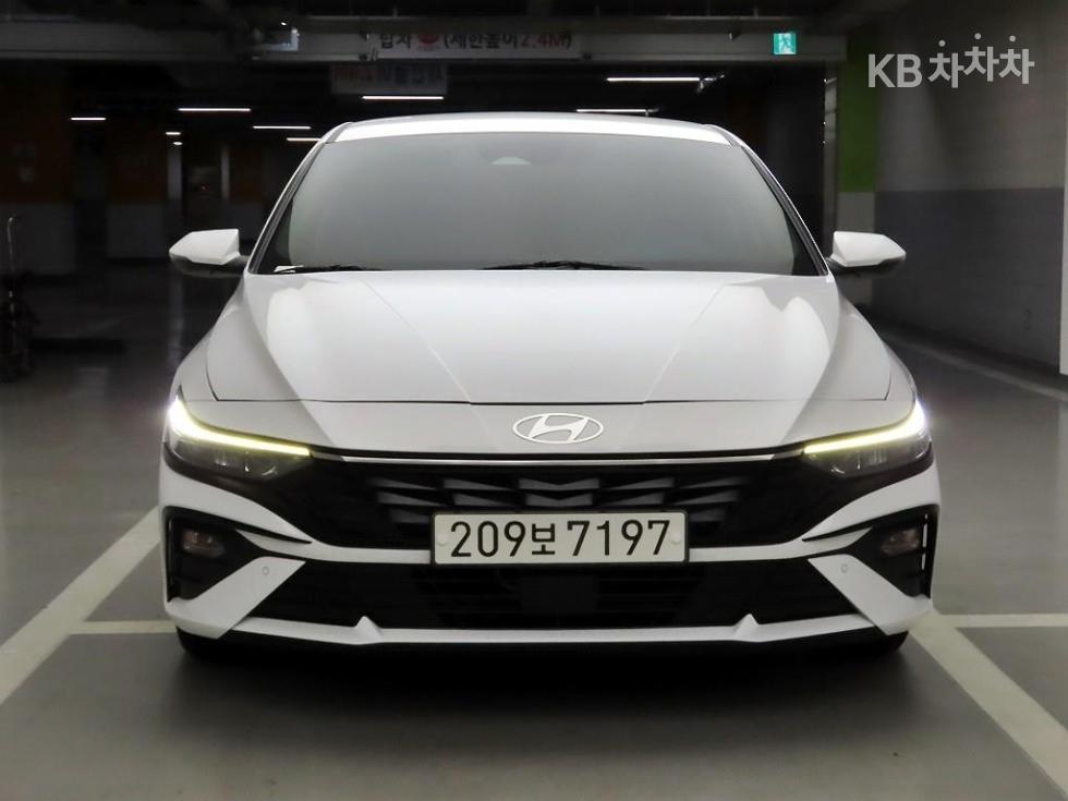 Hyundai Avante Smart — фото 2