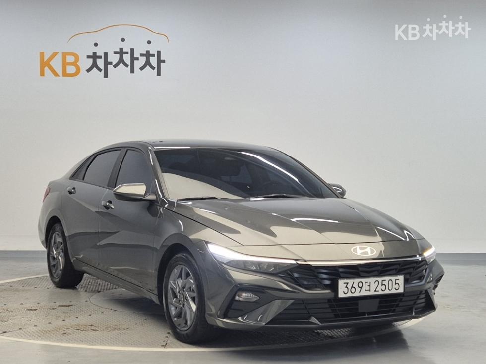 Hyundai Avante — фото 4