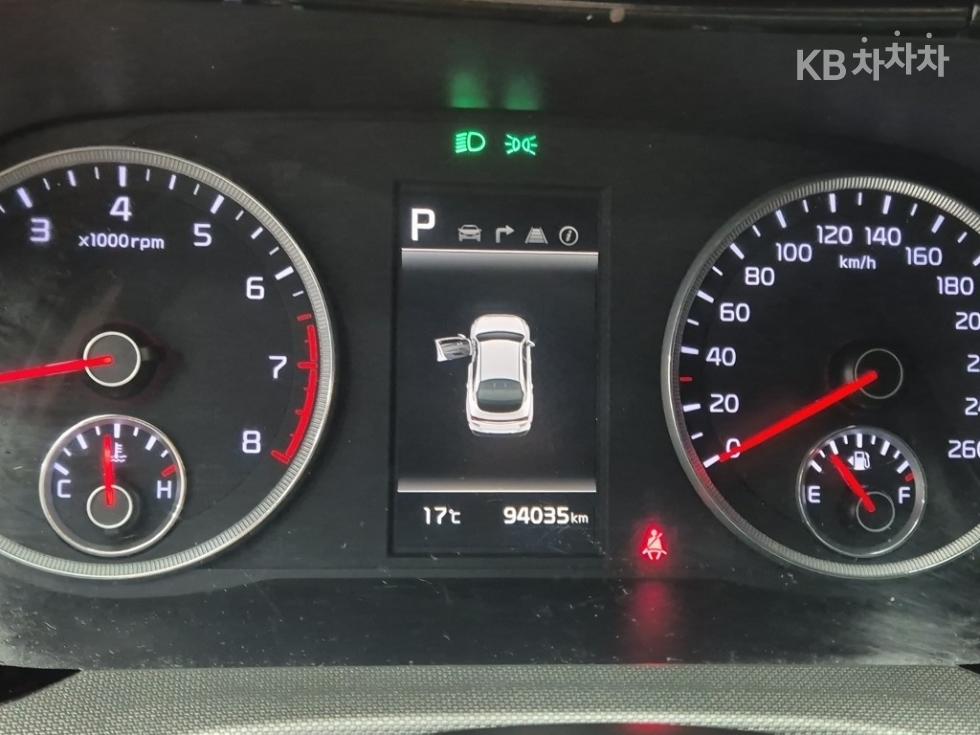 Kia K5 — miniaturë 6