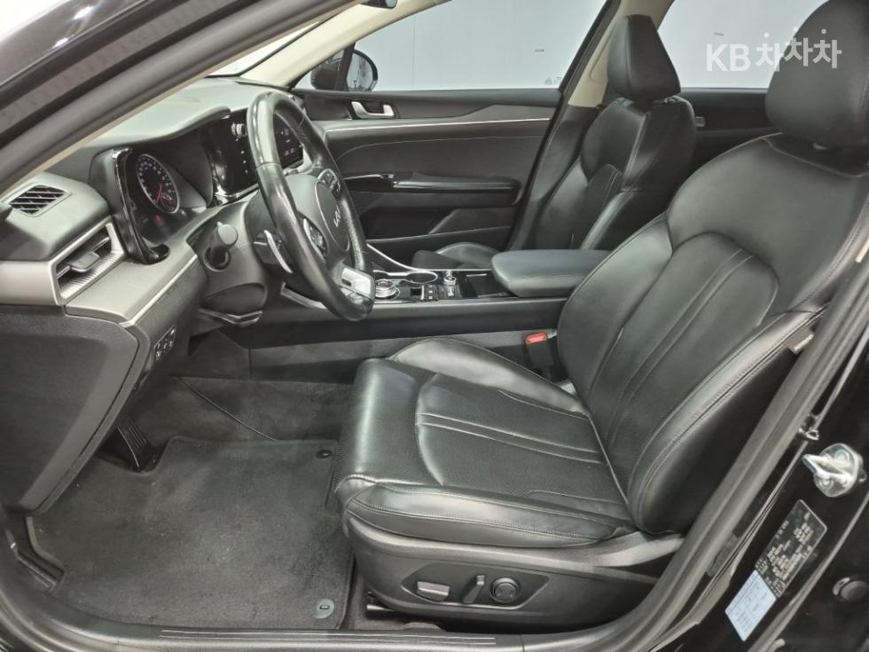 Kia K5 — miniaturë 11