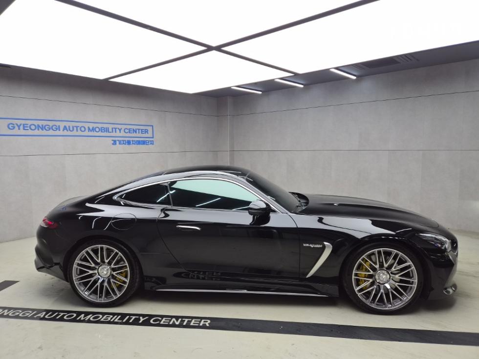 Mercedes-Benz AMG GT BASE MODEL — фото 2
