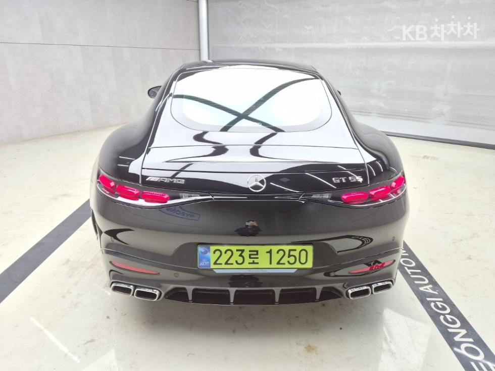 Mercedes-Benz AMG GT BASE MODEL — фото 3