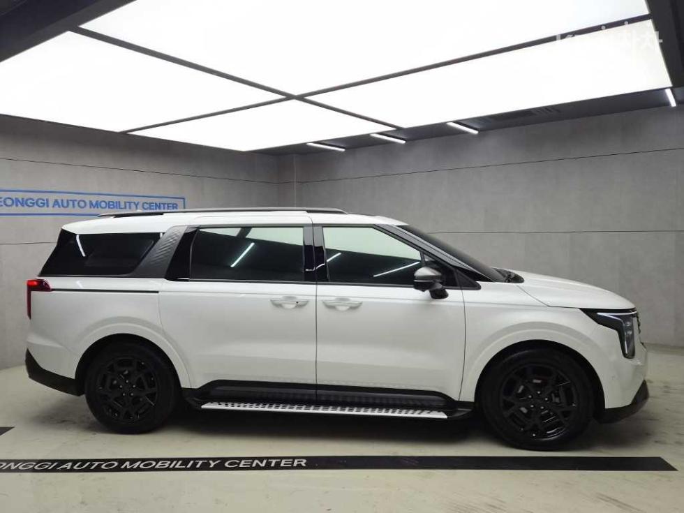 Kia Carnival X-Line — фото 2