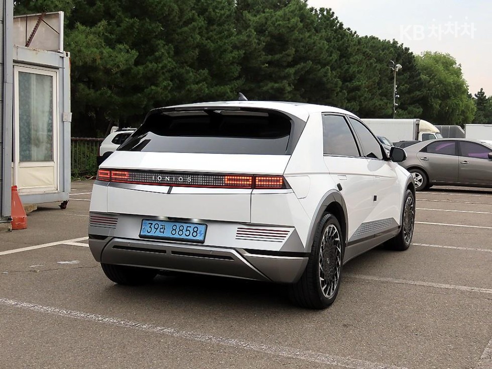 Hyundai IONIQ 5 PRESTIGE — фото 4
