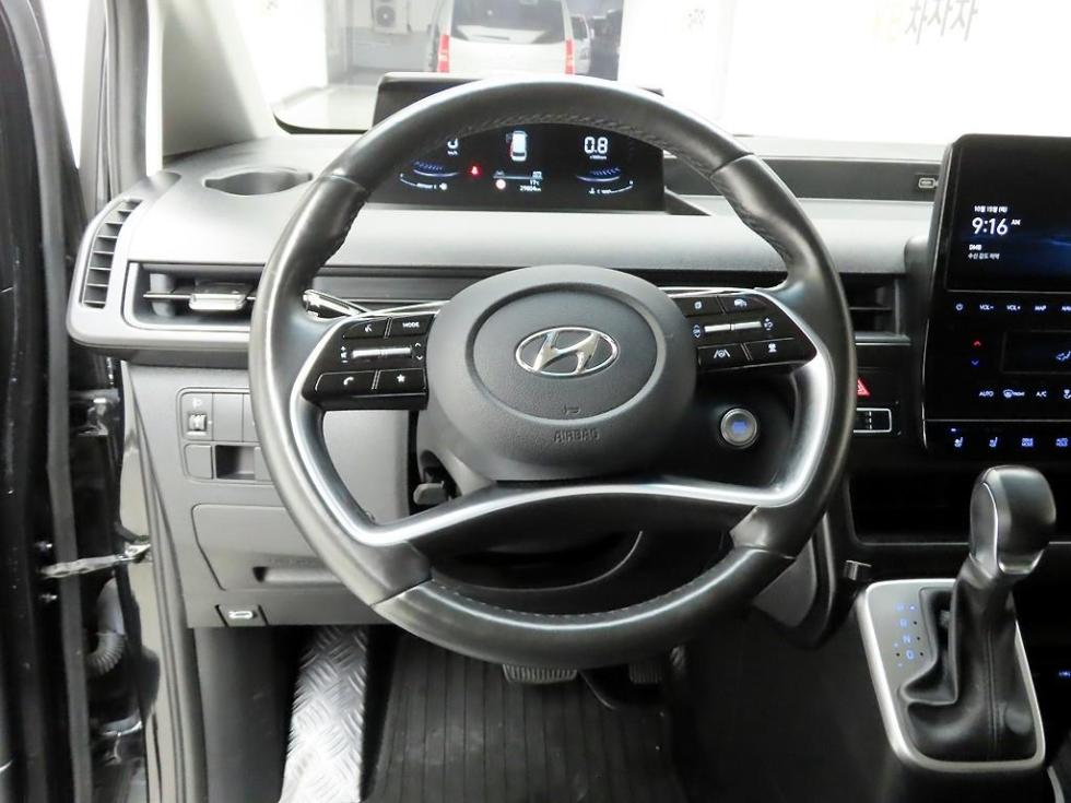 Hyundai Staria — miniaturë 7