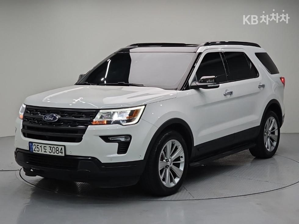Ford Explorer Limited — фото 1