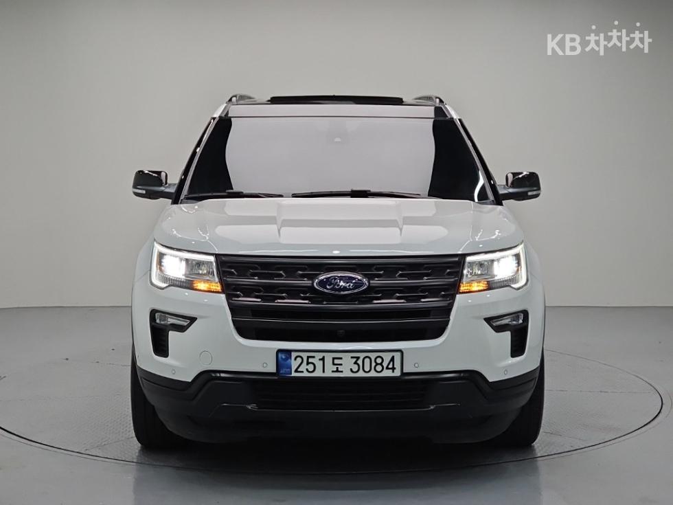 Ford Explorer Limited — фото 2