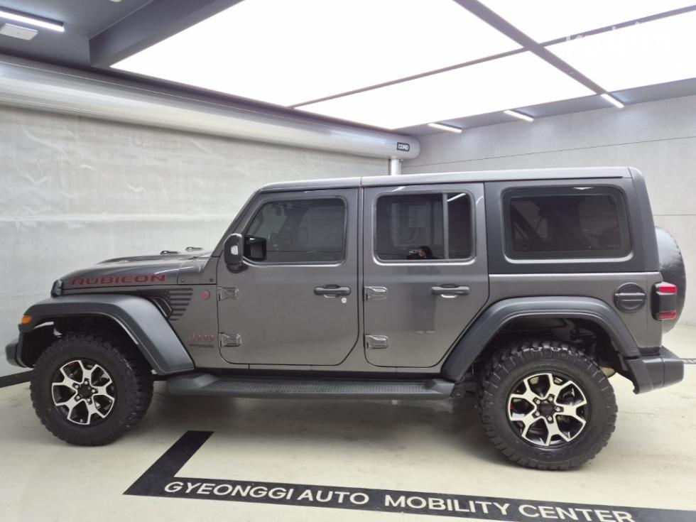 Jeep Wrangler BASE MODEL — фото 4