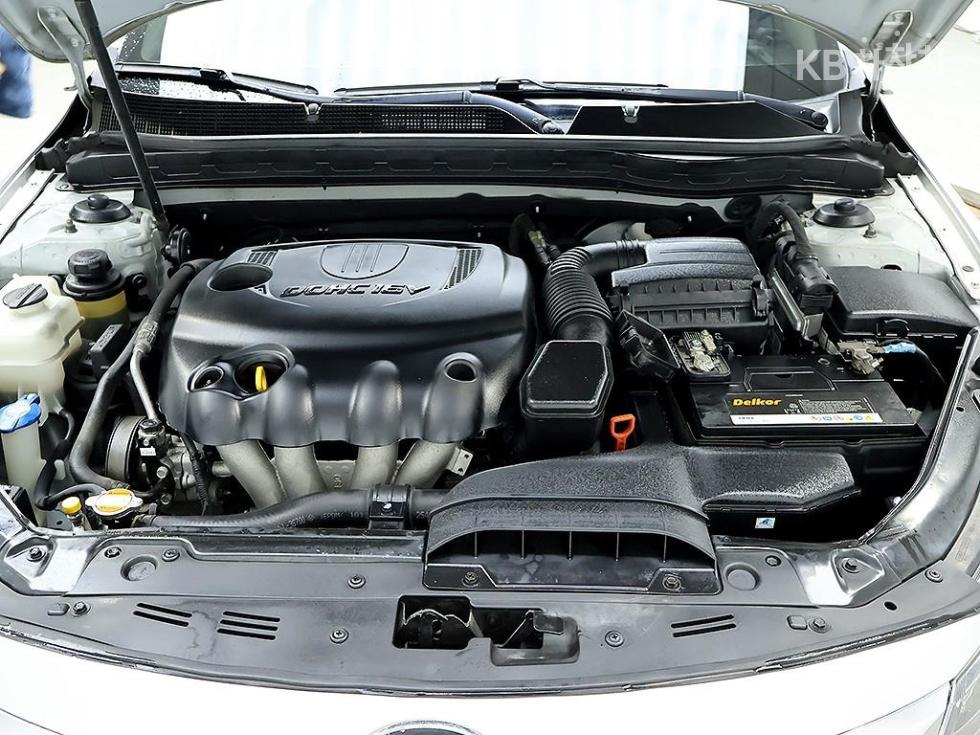 Kia K5 — miniaturë 7