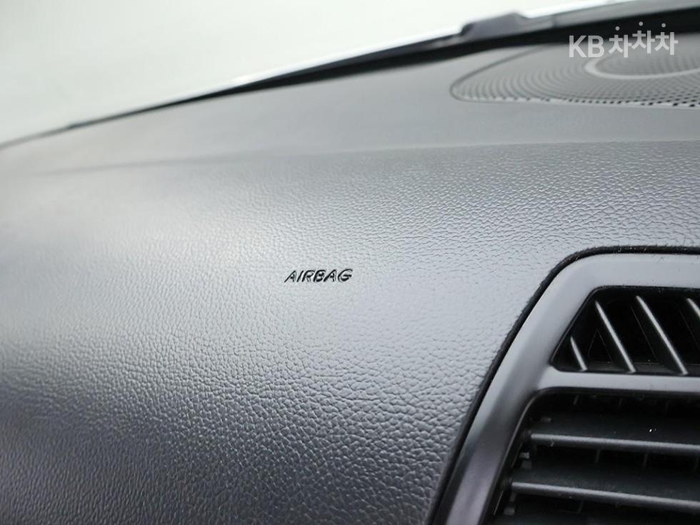 Kia K5 — miniaturë 17