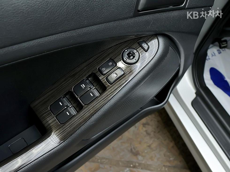 Kia K5 — miniaturë 19