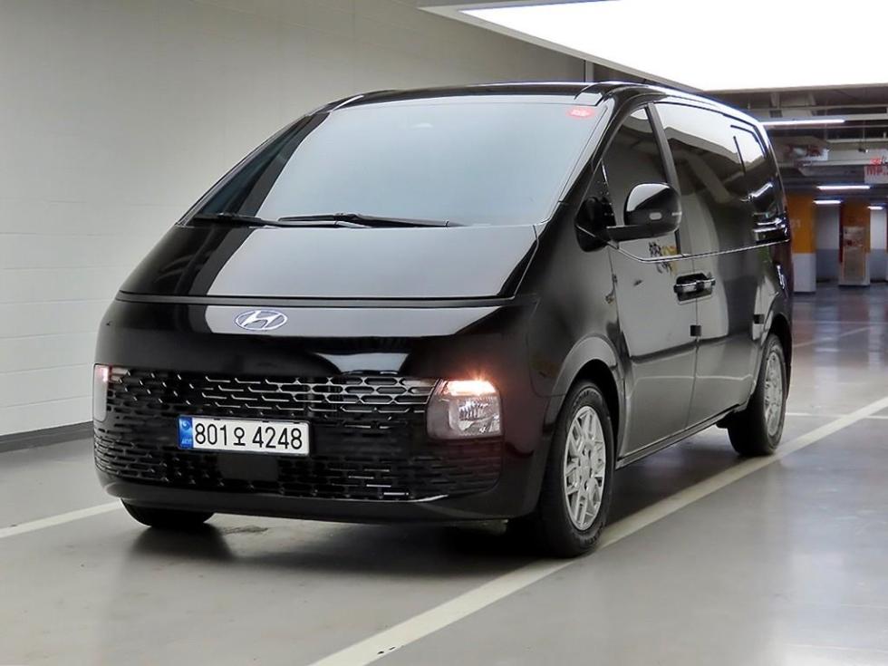 Hyundai Staria — фото 2