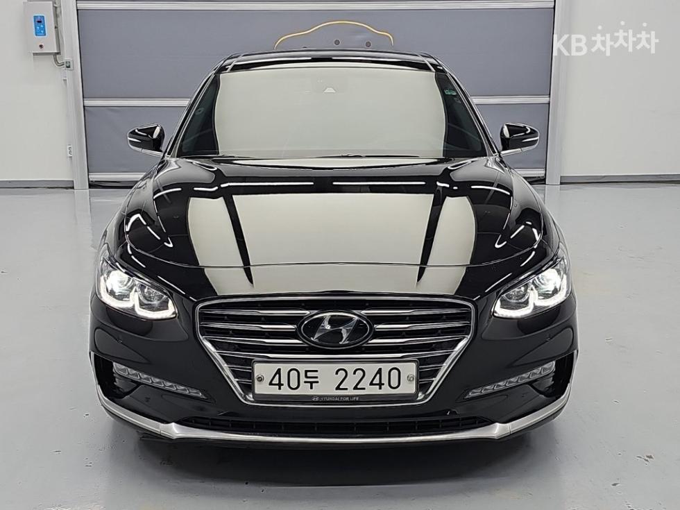 Hyundai Grandeur BASE MODEL — фото 2