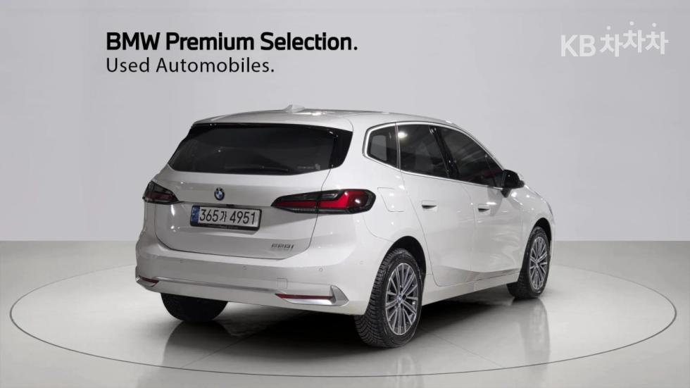 BMW 2 Series Luxury — фото 2