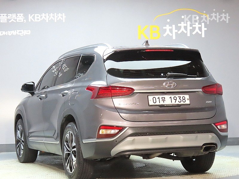 Hyundai Santa Fe Exclusive Special — фото 4