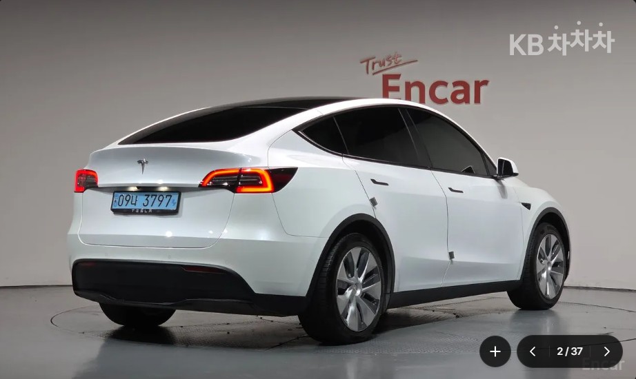 Tesla Model Y — фото 2