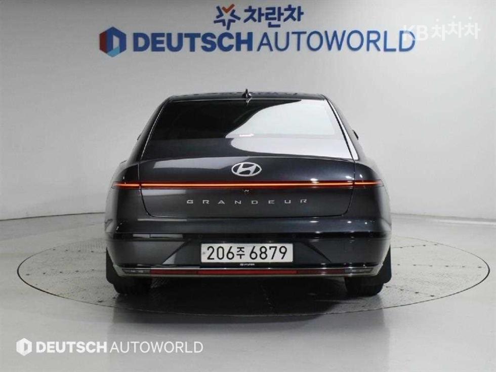 Hyundai Grandeur CALLIGRAPHY — фото 4
