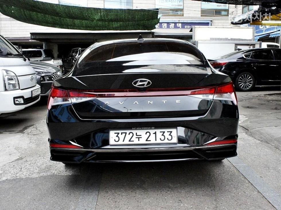 Hyundai Avante — фото 3